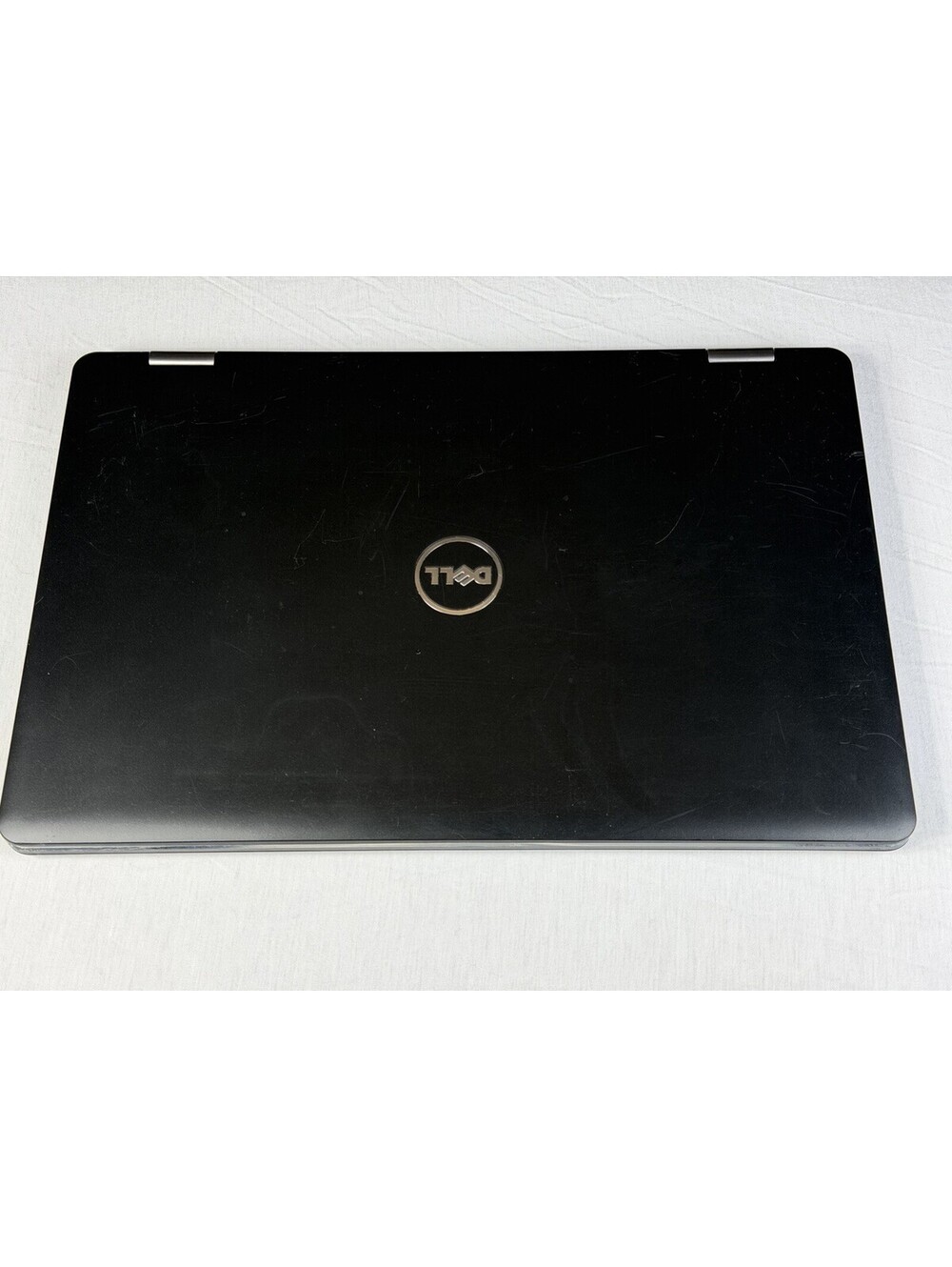 Dell Inspiron 15-7568 15.6” Core i7-6500U 2.5GHz 8GB RAM / 256 Gb
